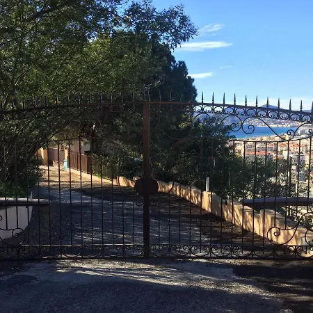 Vila Soley